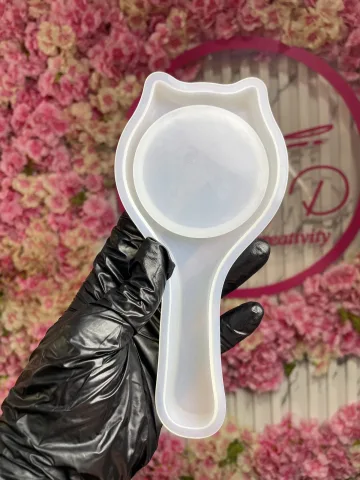 BRUSH MOLD photo 2