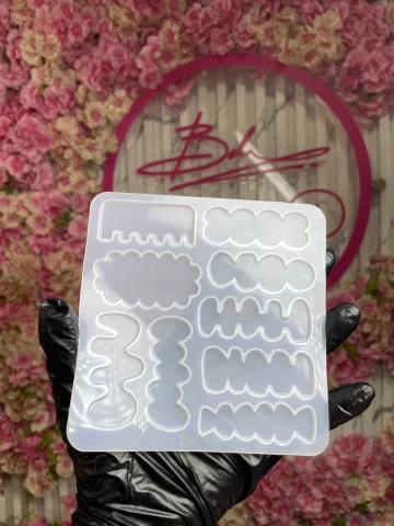 HAIR PIN MOLD AND PIN