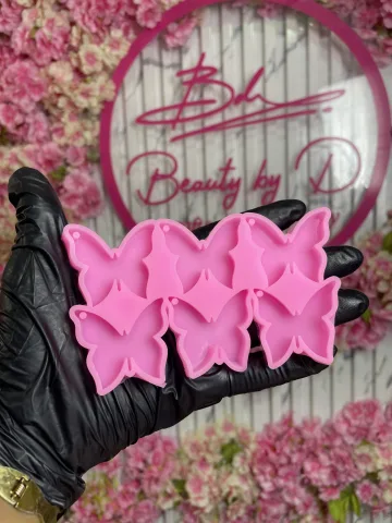 PINK SHAPE KEYCHAIN MOLD photo 2
