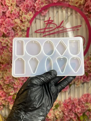 SHAPE KEYCAHIN MOLD 2 photo 1