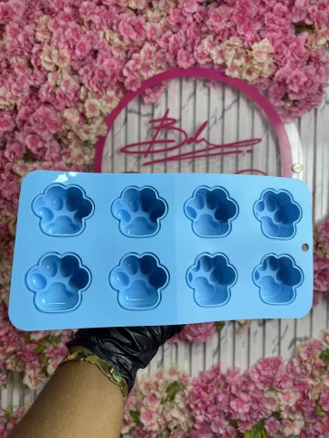 DOG PAW MOLD