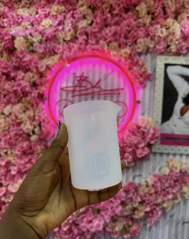 MEASURING CUP