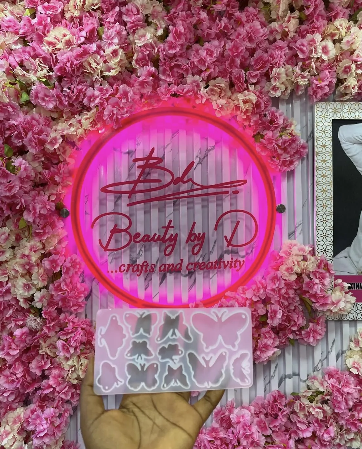 BUTTERFLY MOLD