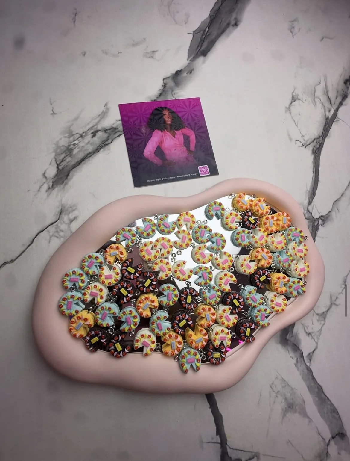 CAKE CHARM