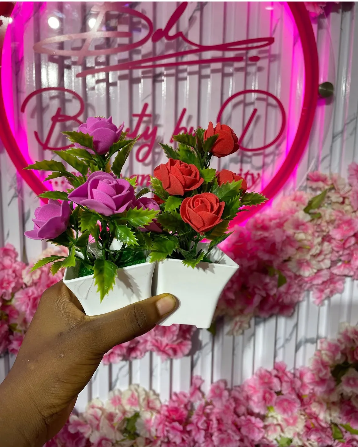 FLOWER POT